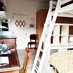 Apartmán Mari & Popi's House *