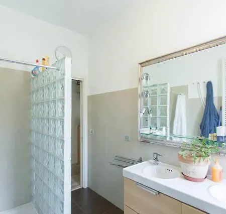 Mari & Popi's House Apartmán Mestre